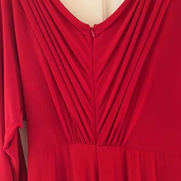 TADASHI RED GOWN - Picture 4 of 6